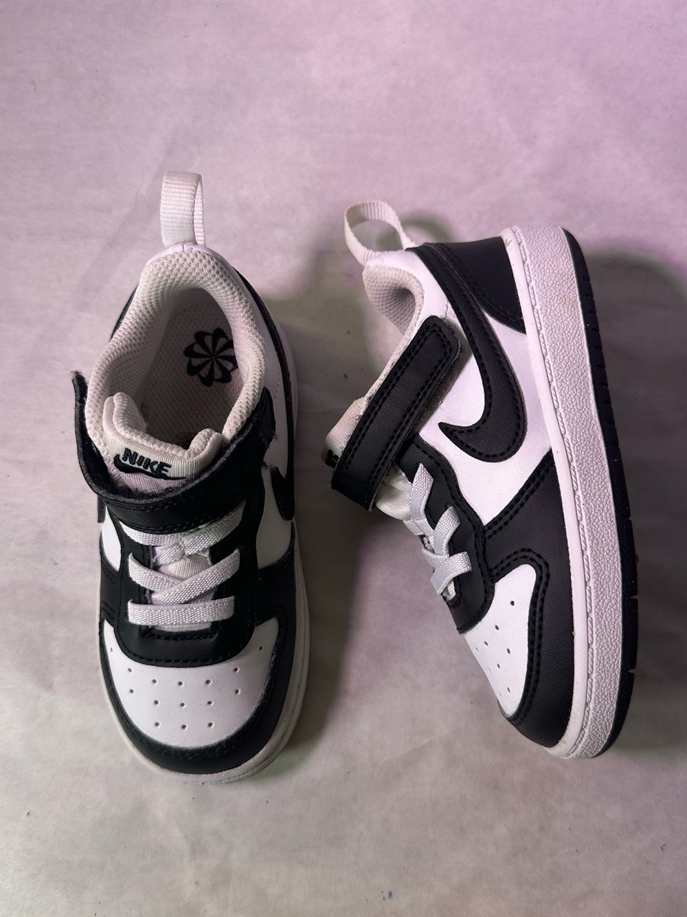 Nike Kids Black and White Low-Top Strap Sneaker - Picture 6 of 9